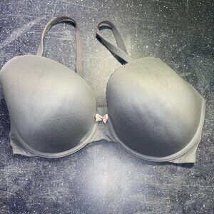 Body By Victoria’s Secret 36DDD Perfect Shape Bra Gray Lined Underwire Keyhole